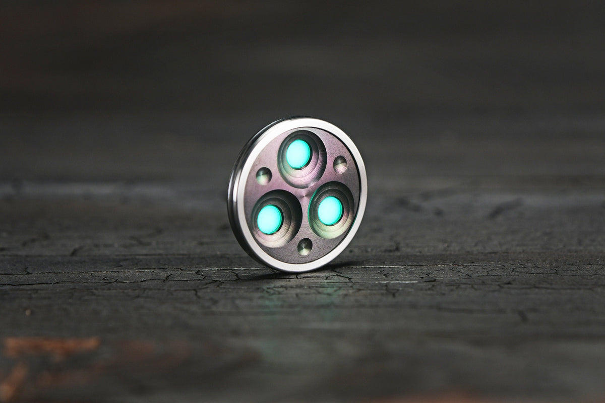 🔅 3-Piece Gambit Coin - Featuring Glow